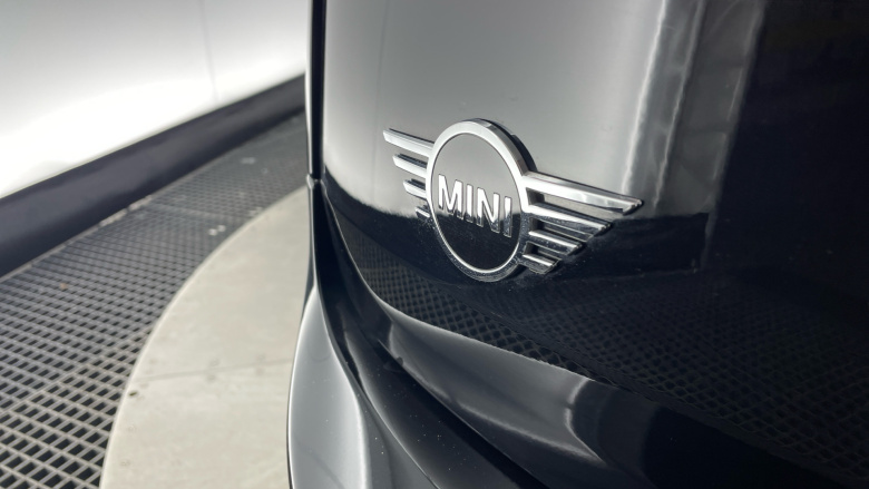 MINI Clubman 1.5 Cooper Exclusive 6dr Auto Petrol Estate